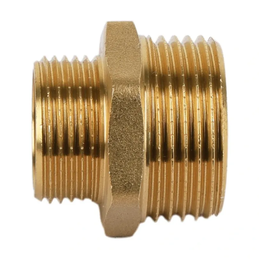 Бочонок переходный. Латунный    1/2"ш × 1/4"ш
