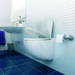 Насос-измельчитель, встроенный в подвесной унитаз SFA SANICOMPACT COMFORT